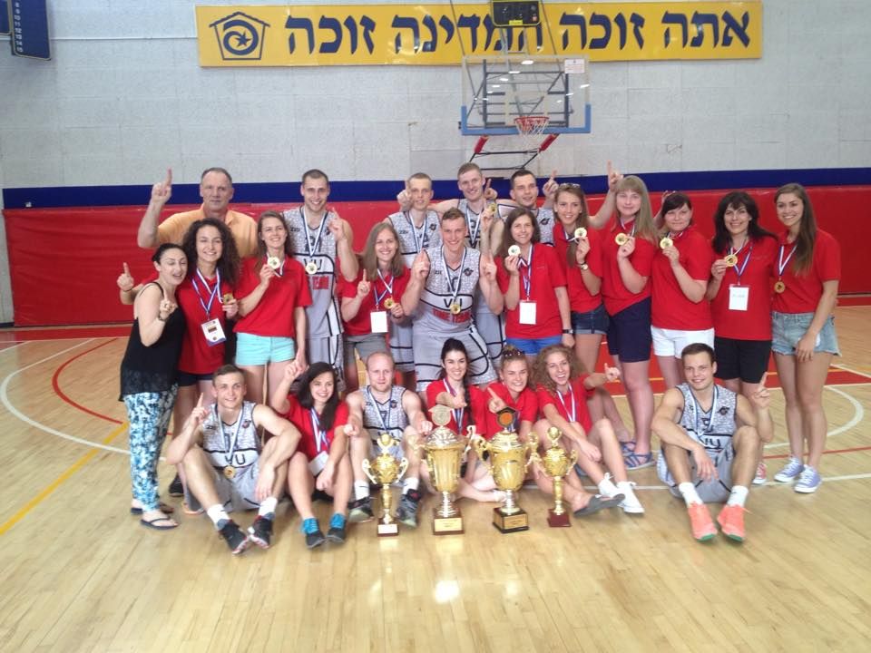 VU krepšininkų delegacija Izraelyje. SSC archyvo nuotr.
