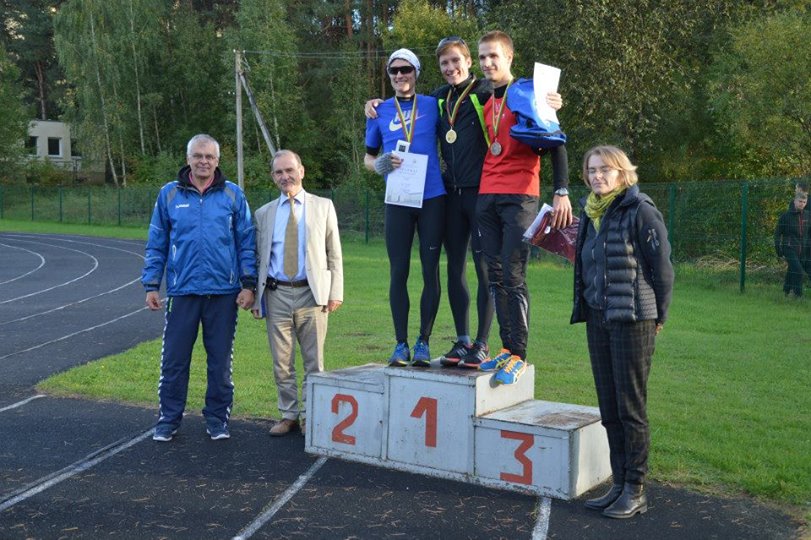 Vaikinų 1600 m bėgimo prizininkai. SSC archyvo nuotr.