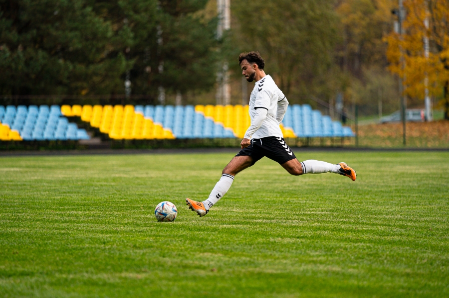ROK03774_1